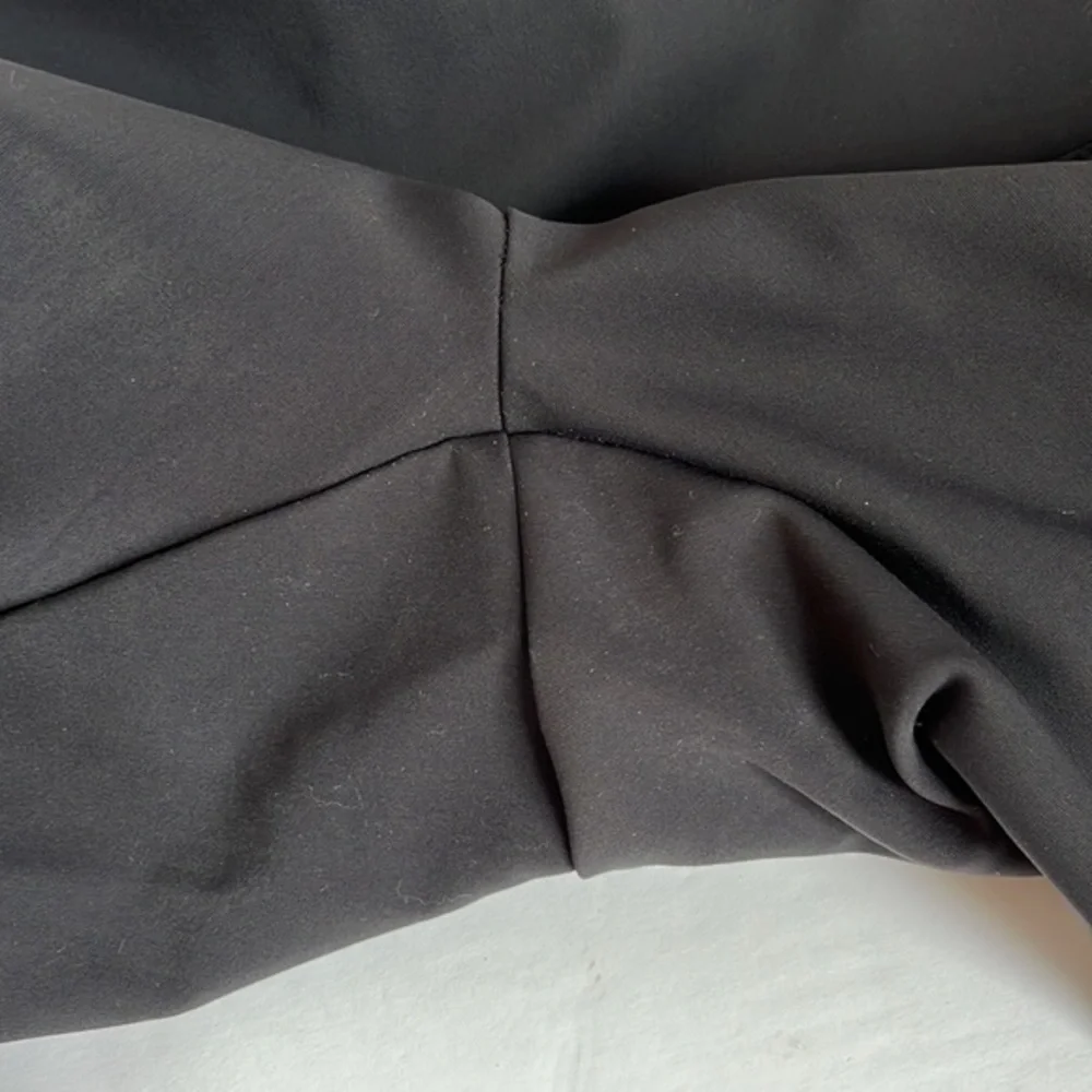 Athleta Stellar Tight Black Leggings Front Zip Pockets Size S‎ - Picture 10 of 12